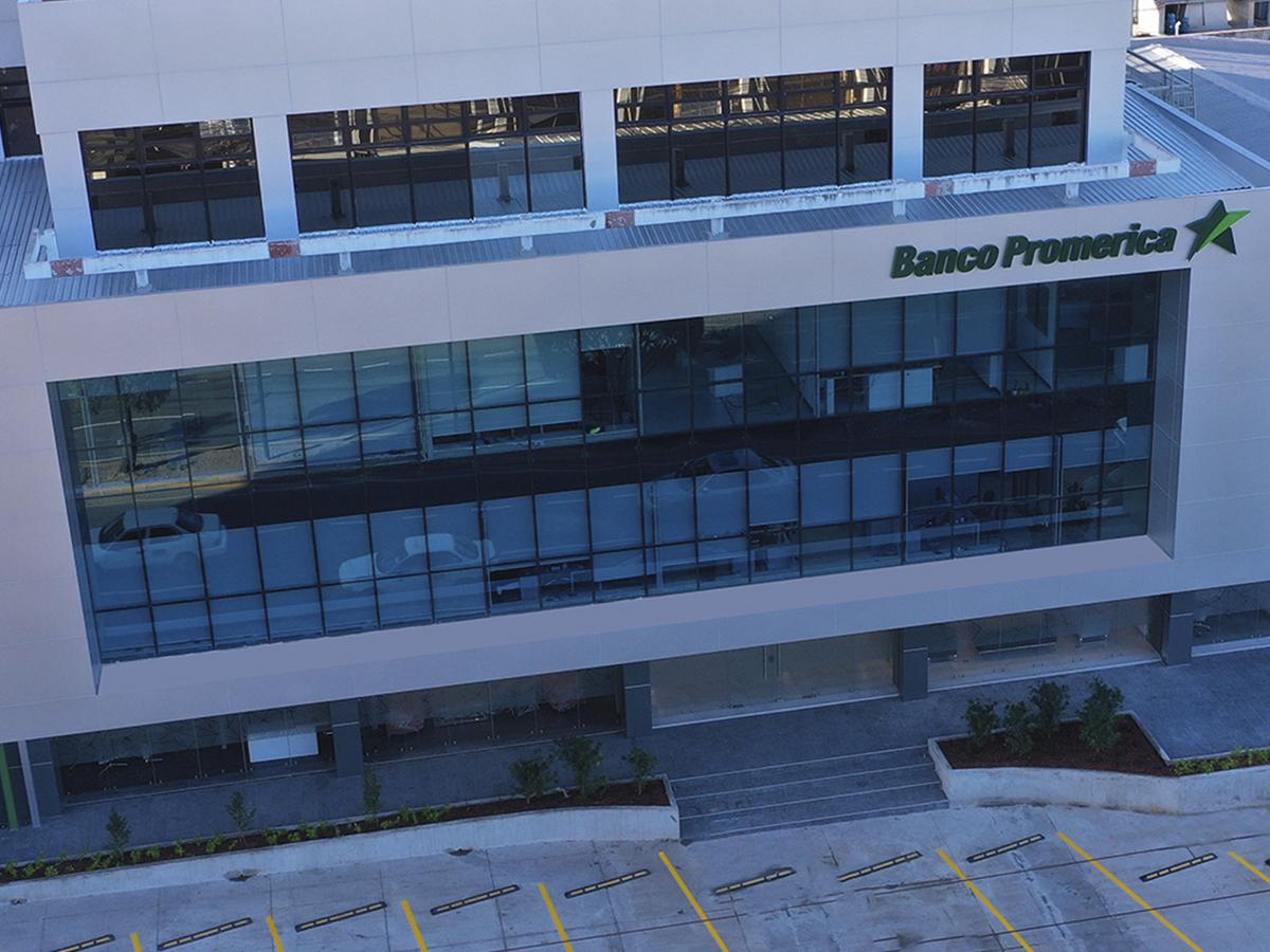 Banco Promerica presenta moderno centro de negocios vanguardista y Dog Friendly