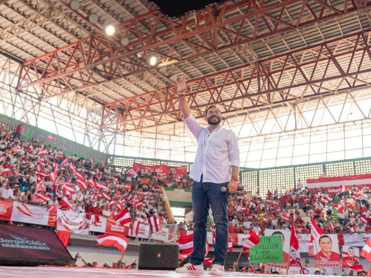 Emilio Izaguirre revela por qué se une a la política con Jorge Cálix