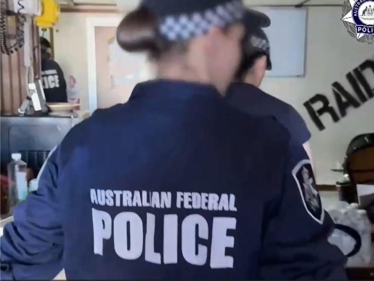 Cinco hondureños detenidos en Australia por presunto tráfico de casi una tonelada de cocaína
