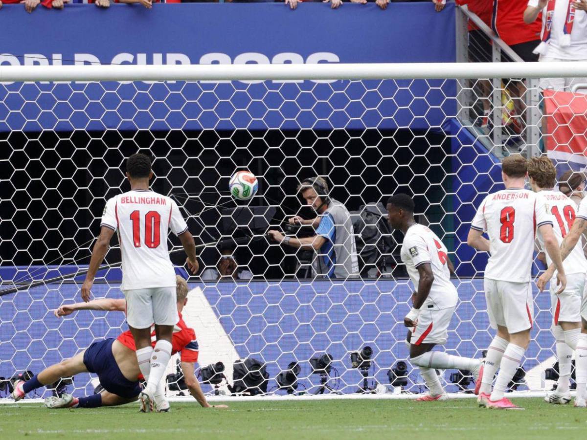 ¿Nueva regla en el fútbol y no lo sabíamos? La razón por la que se le anuló gol a Noruega