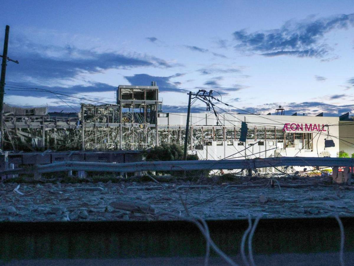 Japón sigue búsqueda de personas atrapadas tras sismo: Enfrentamos una carrera contra el tiempo