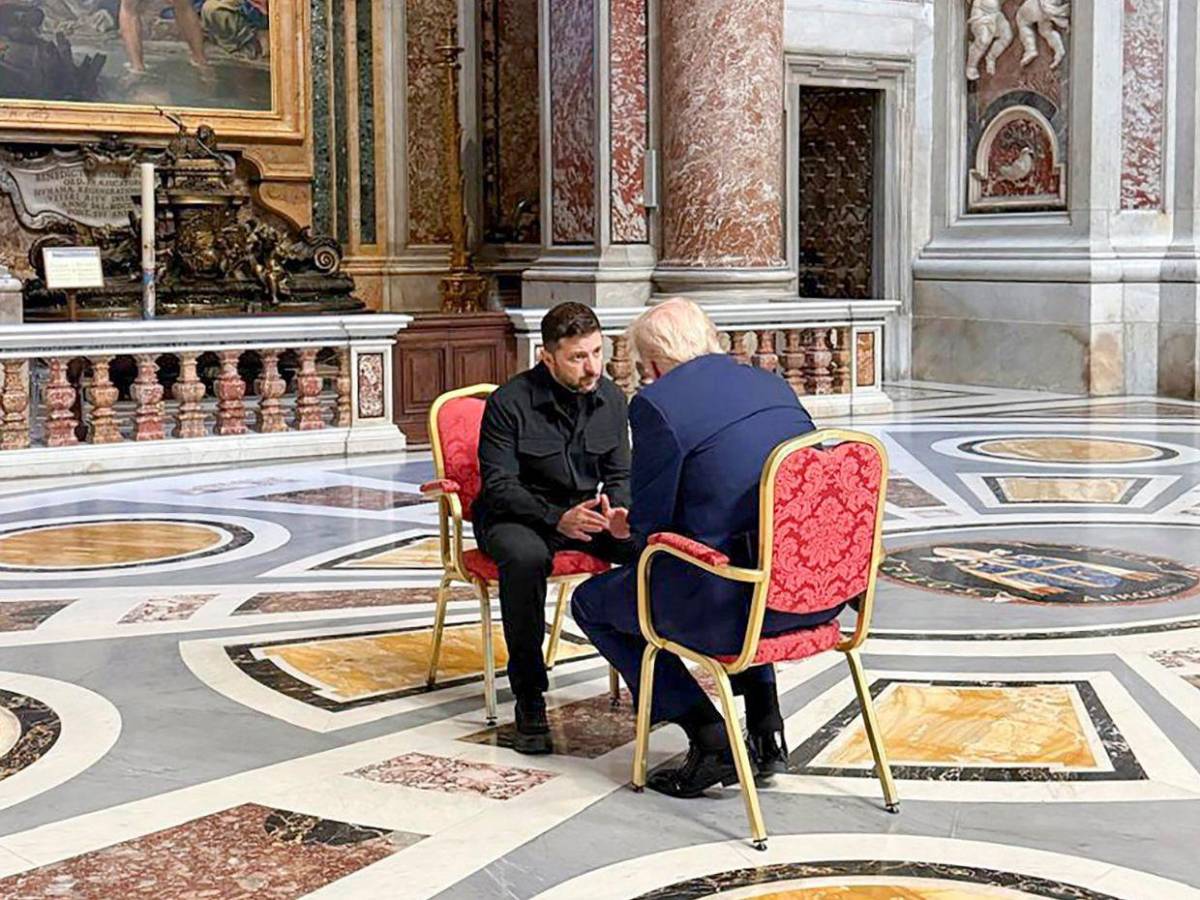 Inesperada, así fue la reunión de Donald Trump y Volodímir Zelenski