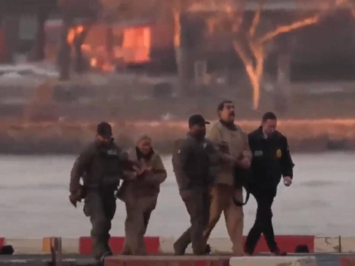 Las primeras imágenes del traslado de Nicolás Maduro al tribunal federal de Nueva York