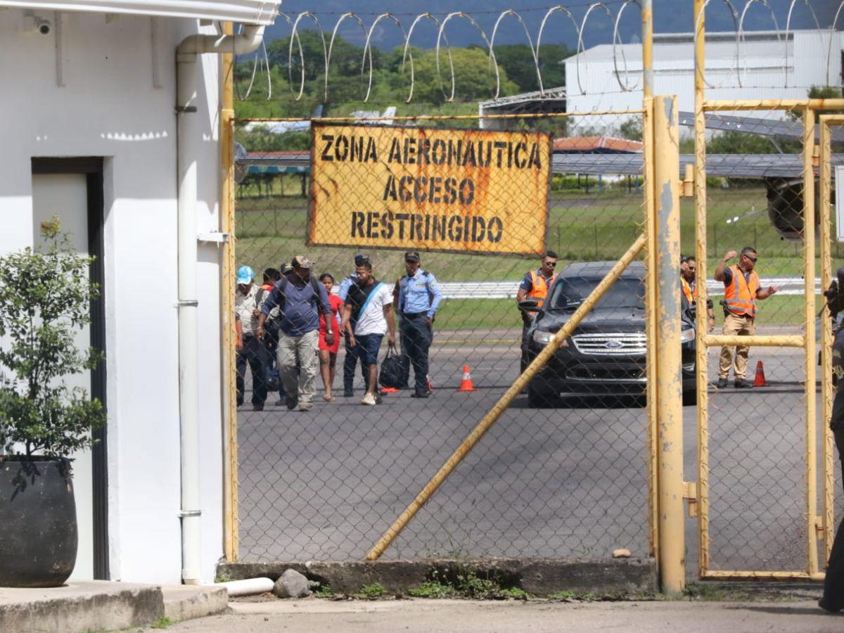 José y Dexer, presuntos asesinos del policía que murió en enfrentamiento en hospital
