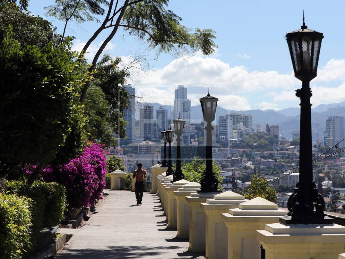 Del farol de gas al bombillo: así llegó la luz eléctrica a Tegucigalpa
