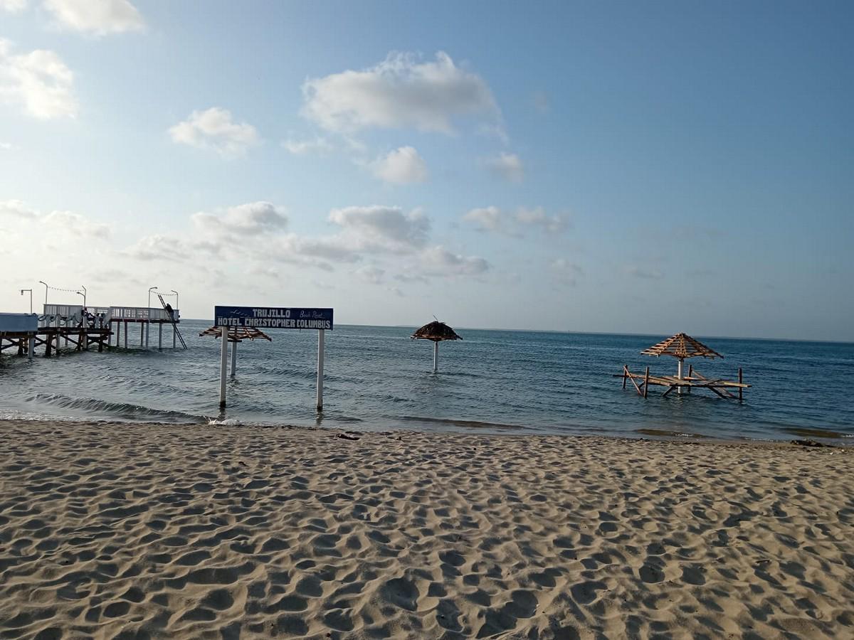 Unos 150 mil veraneantes visitarán playas de Trujillo en el verano 2024