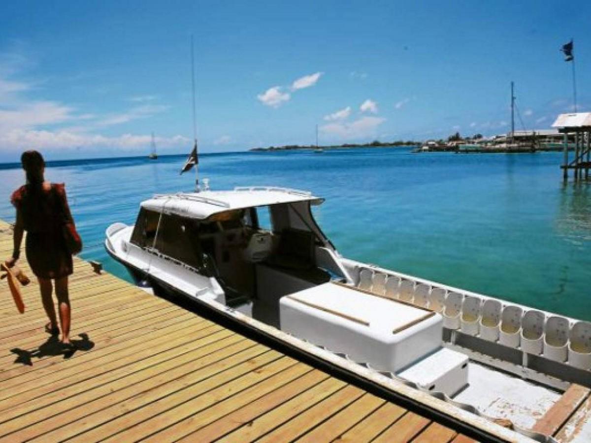 Alcaldía de Utila prohíbe a turistas el ingreso de hieleras a la isla