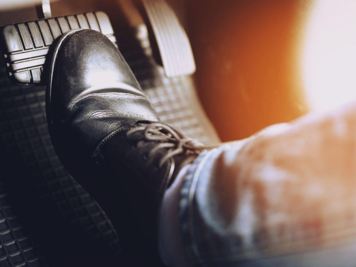 ¿Problemas al acelerar su vehículo? Aquí las posibles causas