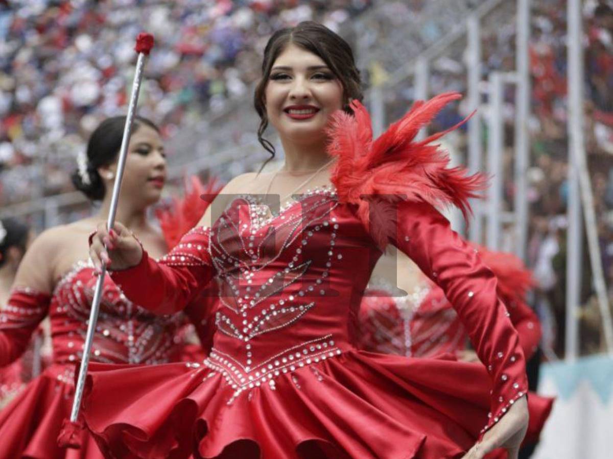 Alejandra Borjas Cubas, el encantador rostro del Hibueras en los desfiles 2025