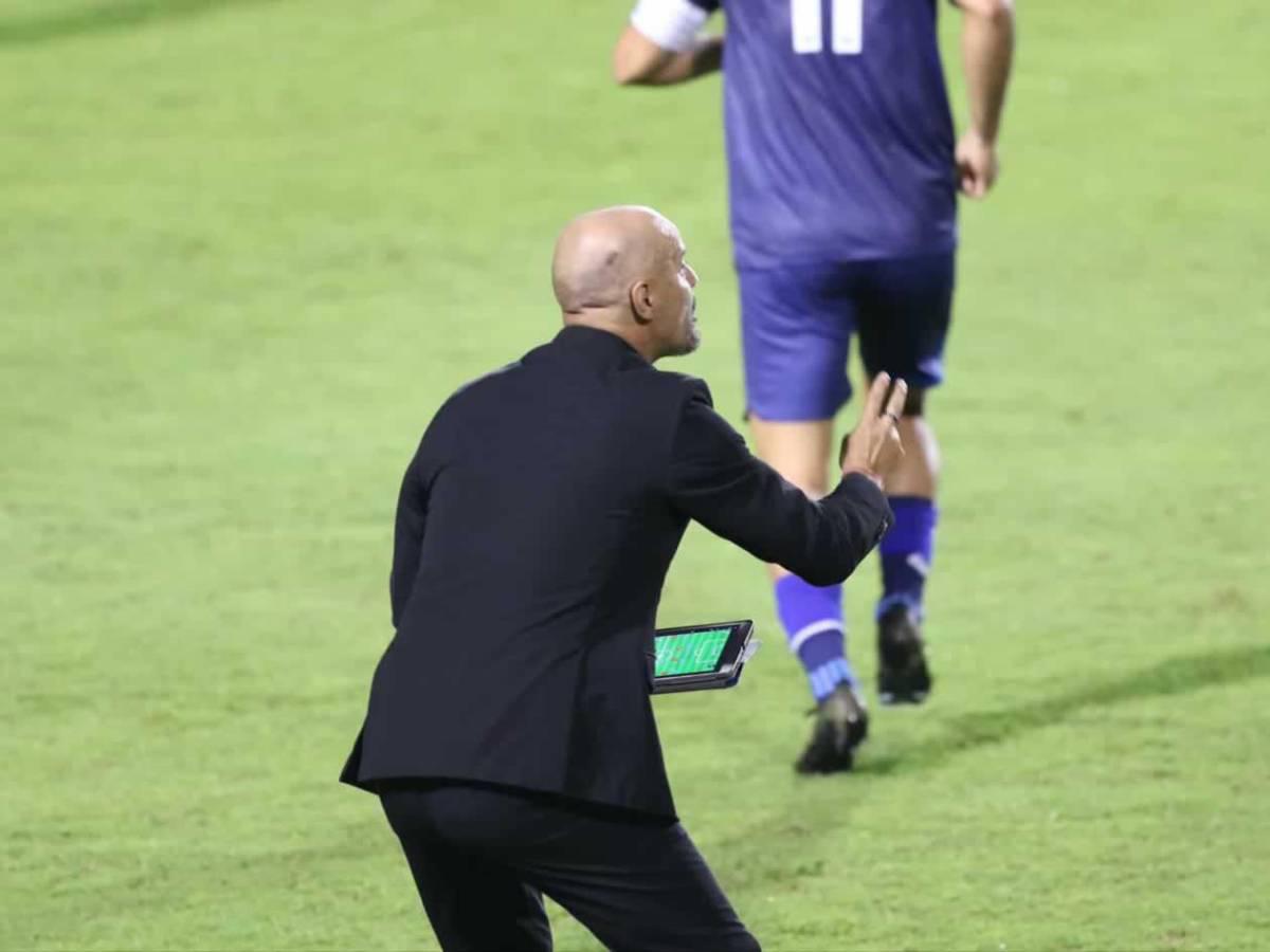 Lo que hizo la pareja del año, lindas chicas y bronca: Postales del triunfo de Honduras vs Nicaragua