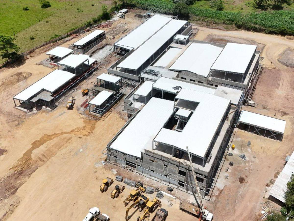 Así son los tres hospitales que el gobierno de Nasry Asfura dejará de construir