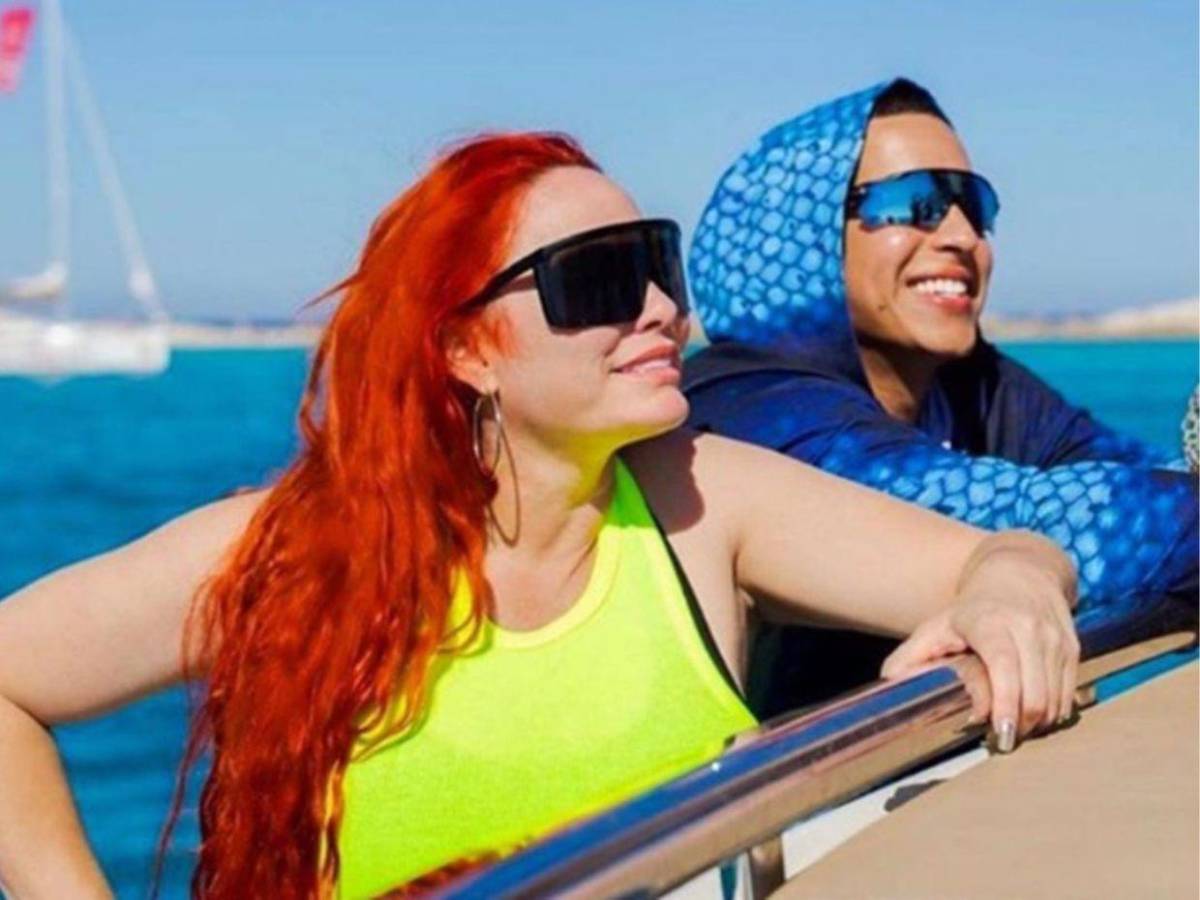 Esposa de Daddy Yankee pide sancionar al cantante por desacato judicial Esposa de Daddy Yankee pide sancionar al cantante por desacato judicial