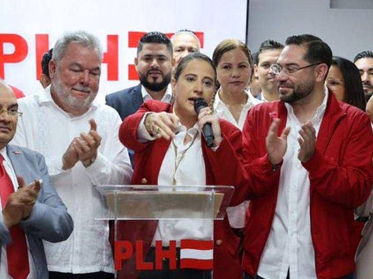 ¿Quién es Fabiola Abudoj, denunciada por Nasralla de tramar un fraude en su contra?