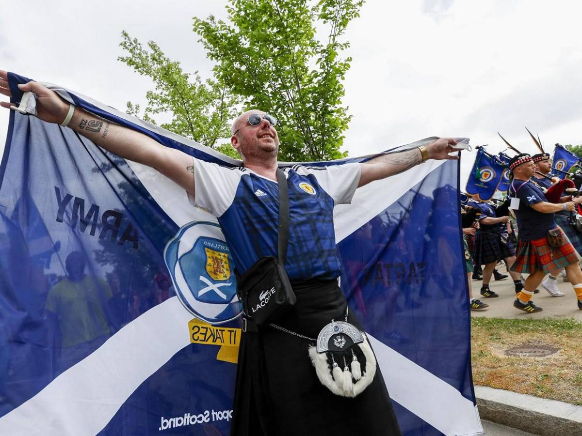 Tartan Army marcha en apoyo a Escocia frente a Marruecos en Mundial 2026