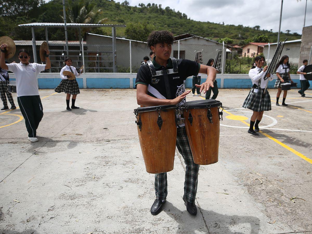 Ritmo y pasión: la banda del Instituto Adriana de Valerio lista para deslumbrar