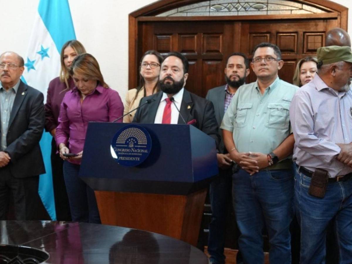 Jugó en Europa, fue mundialista con Honduras y ahora es investigado por el Ministerio Público