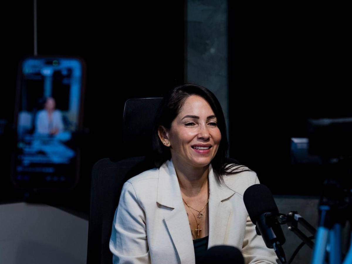 ¿Quién es Luisa González, la excandidata ecuatoriana capturada por lavado?