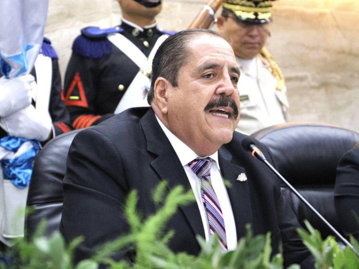 Silencio y sin avances tras un año de que Carlos Zelaya admitiera que se reunió con narcos