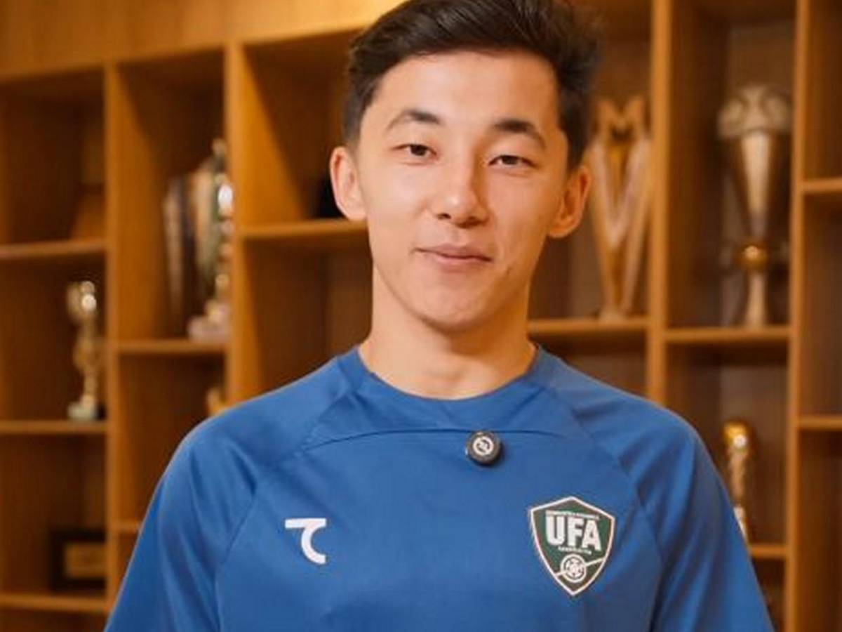 Abbosbek Fayzullaev, el jugador de Uzbekistán que comparan con Shin Fujiyama