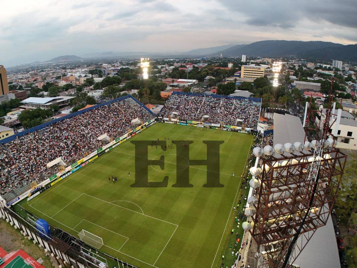 ¡Repleto! Así luce el estadio Morazán en el partido de tiktokers Honduras vs El Salvador