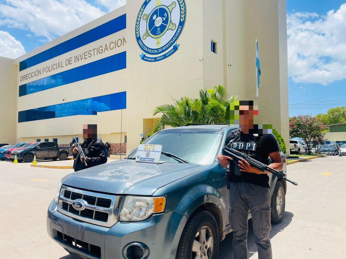 Cámaras captaron el robo de un carro en Loarque: recuperan vehículo utilizado por los ladrones