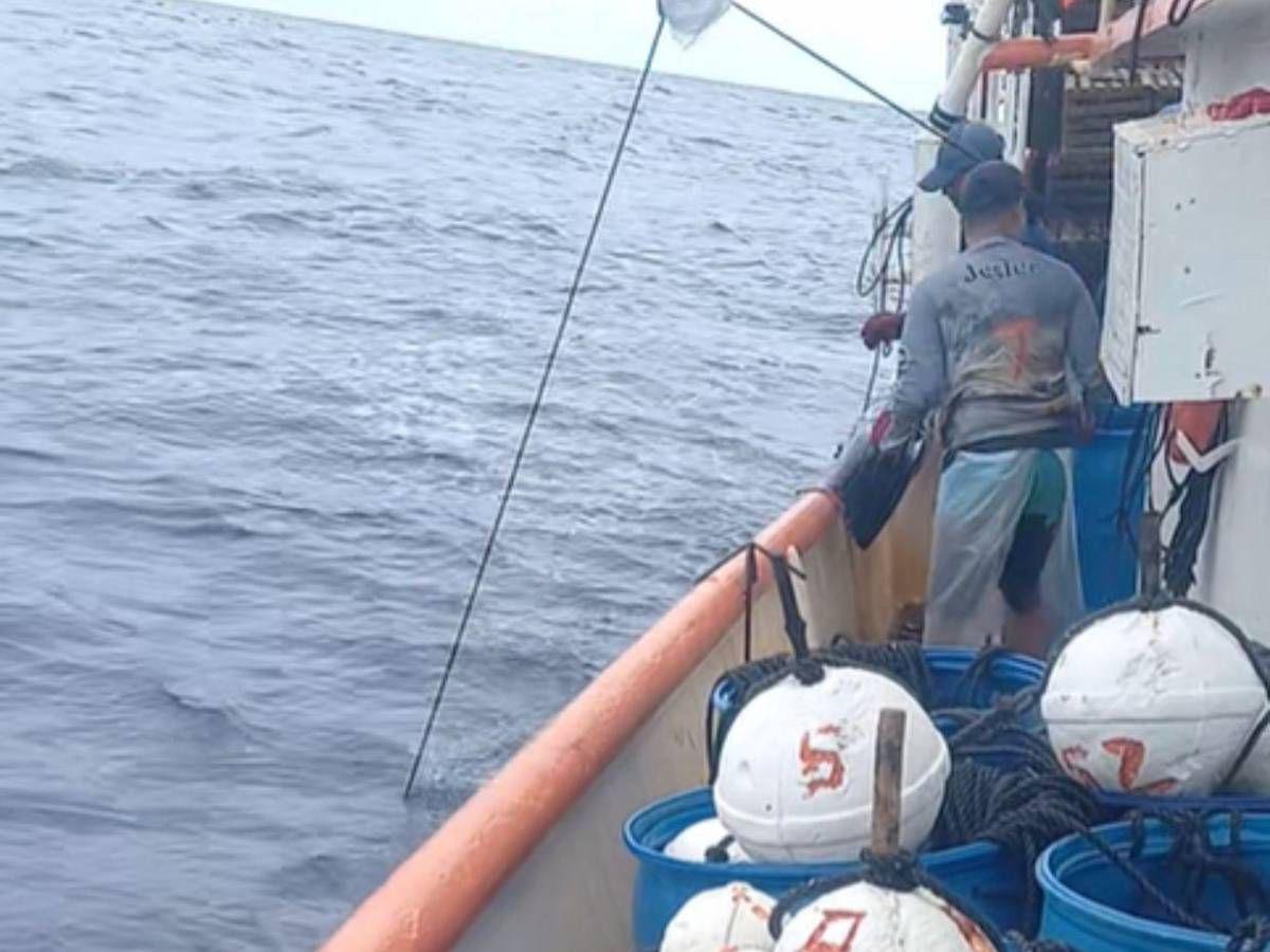 Hallan cadáver de un hombre mientras buscaban el barco desaparecido Lucky Lady: ¿era un tripulante?