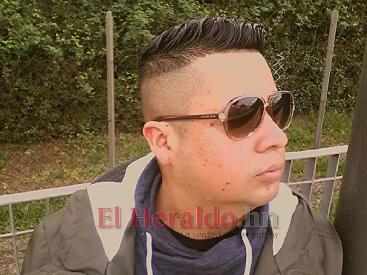 Según el hermano de Denis, la vida transcurría normal para él cuando sufrió el infarto cerebral, no hubo signos de alerta antes de la enfermedad que lo dejó imposibilitado para moverse o trabajar.