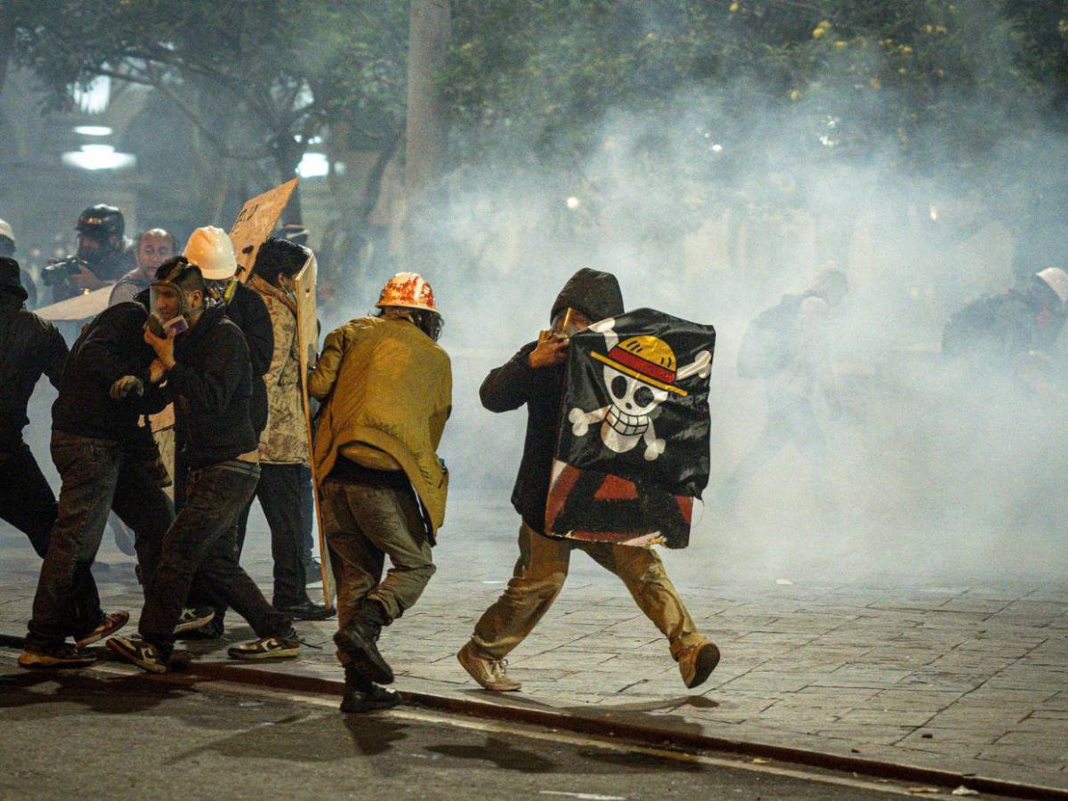 Las imágenes que dejan las protestas contra el gobierno en Perú