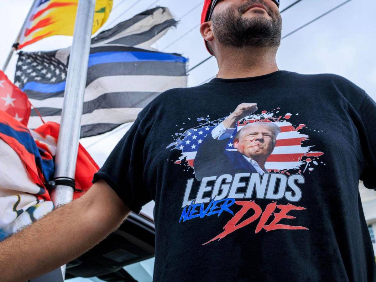 Acusado de intentar matar a Trump inicia su juicio con referencias a Hitler y Putin