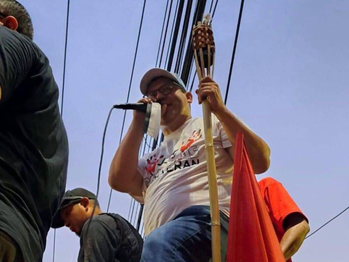 Miguel Briceño, ​​​​​de las marchas de las antorchas a ser parte del gobierno y criticar las iglesias