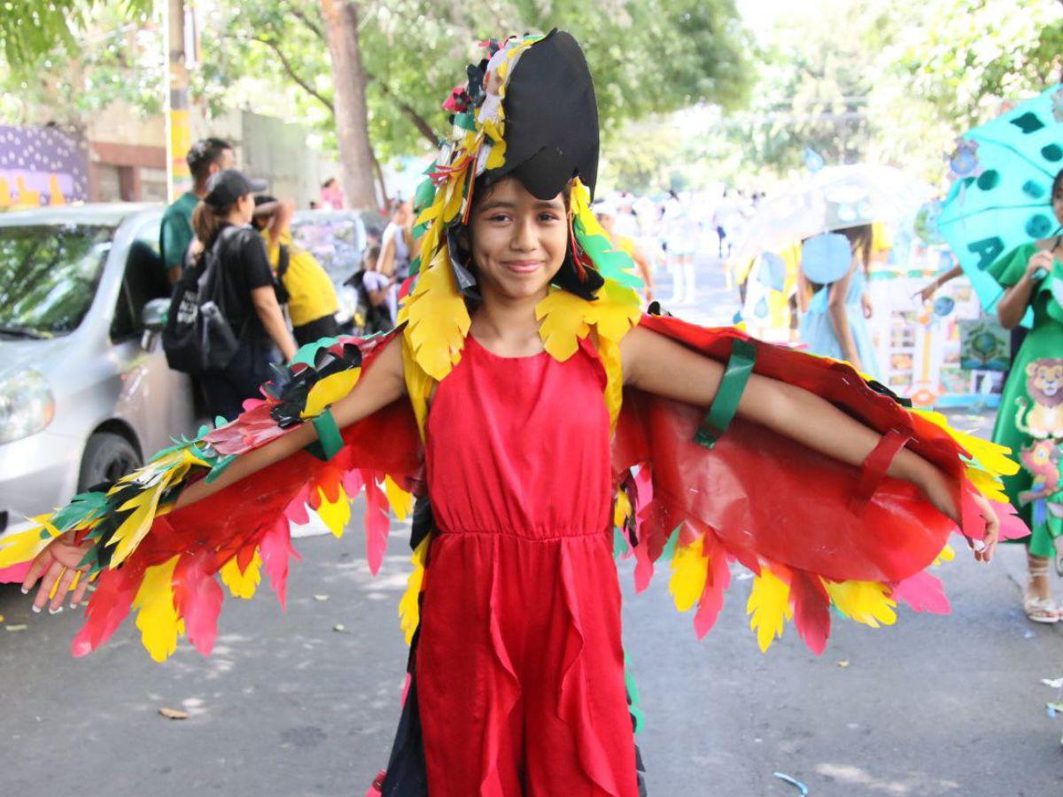 ¡Las mejores ocurrencias! Los alumnos que pusieron a volar la imaginación en los desfiles