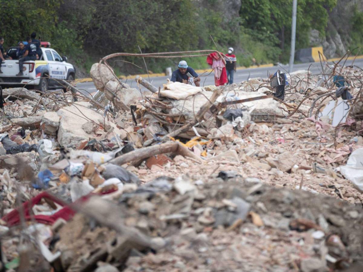 FOTOS: Más de 1,2 millones de toneladas de escombros complican reconstrucción en Venezuela