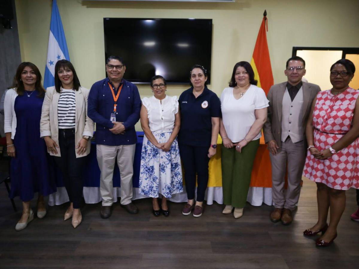 UPNFM impulsa la literatura infantil con nueva colección de cuentos de Soledad Altamirano UPNFM impulsa la literatura infantil con nueva colección de cuentos de Soledad Altamirano