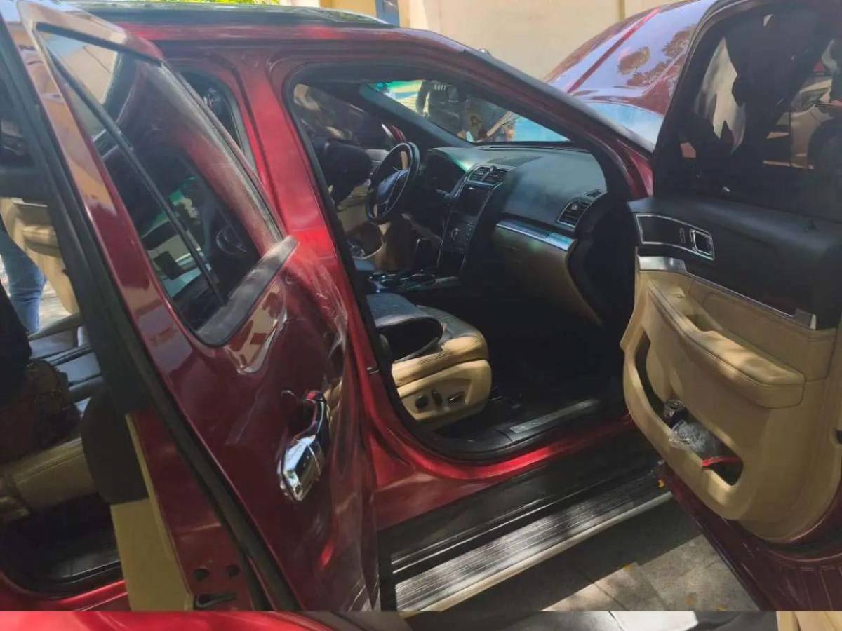 Camioneta de lujo, dólares y 154 paquetes de droga: lo decomisado a Angie Mejía y su madre en Choluteca