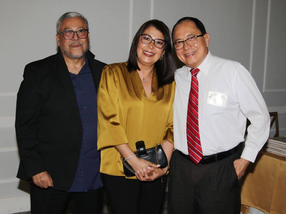 Generación 1983: Médicos internos celebra su 42º aniversario en Tegucigalpa Generación 1983: Médicos internos celebra su 42º aniversario en Tegucigalpa