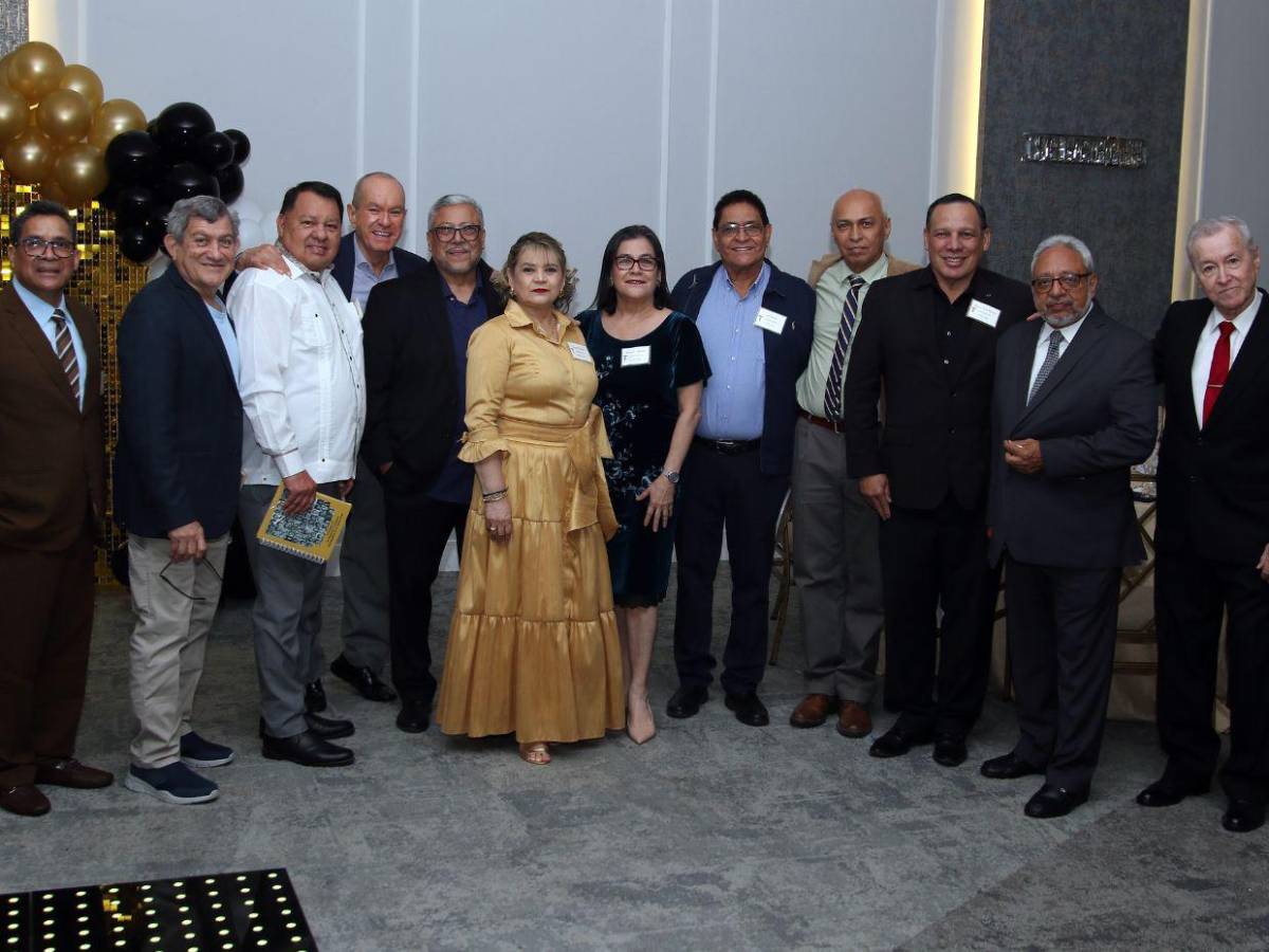 Generación 1983: Médicos internos celebra su 42º aniversario en Tegucigalpa Generación 1983: Médicos internos celebra su 42º aniversario en Tegucigalpa