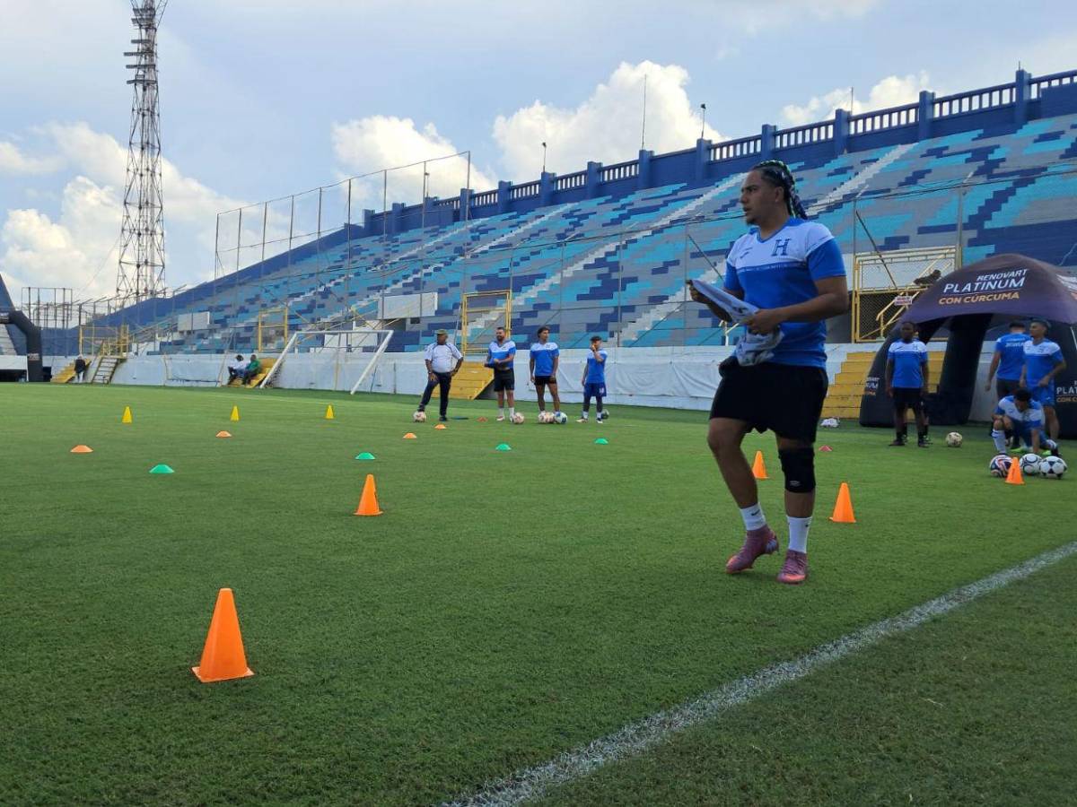 Exjugador de Olimpia y de la Selección refuerza a los tiktokers vs El Salvador