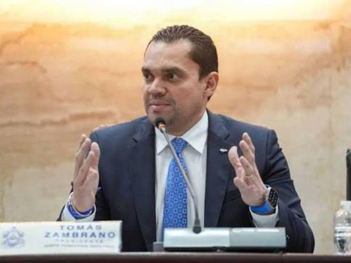 ¿Replicarán el CECOT en Honduras? Zambrano revela que buscan acercamiento con El Salvador