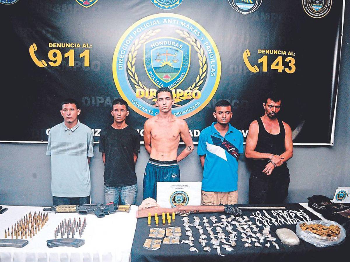 El miércoles fueron detenidos otros cinco, entre ellos, un implicado en la masacre.