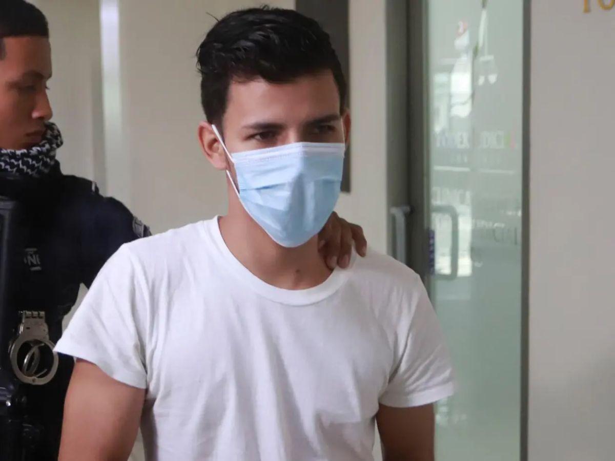 Se orinó y lo golpeó contra la pared: 24 años de prisión para hombre que mató a su hijastro