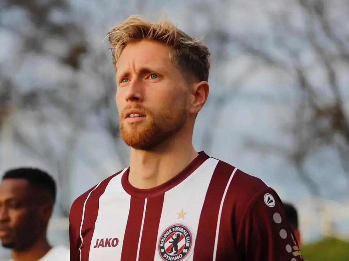 Futbolista no logra sobrevivir y muere frente a su pareja mientras estaban de vacaciones