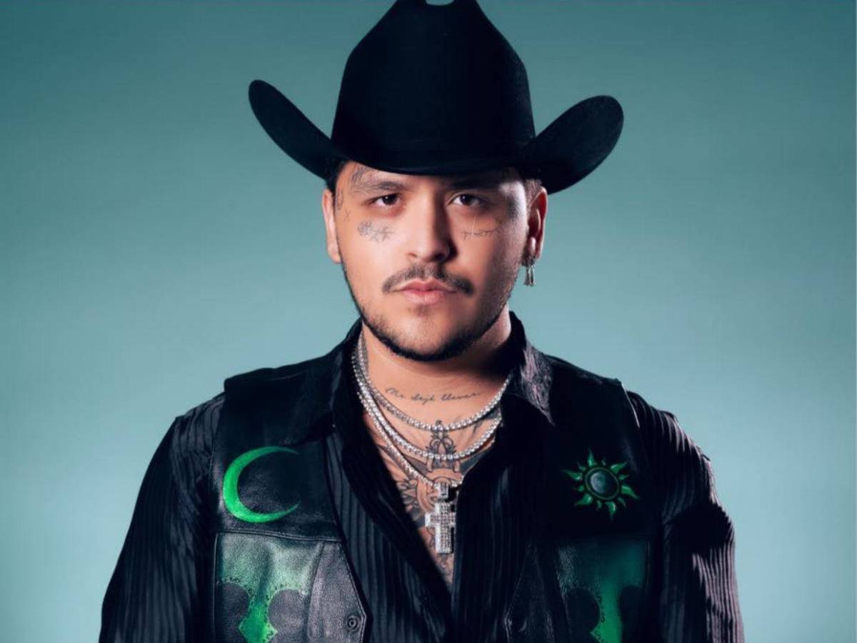 ¿Al borde de la quiebra? Raúl de Molina expone situación financiera de Christian Nodal