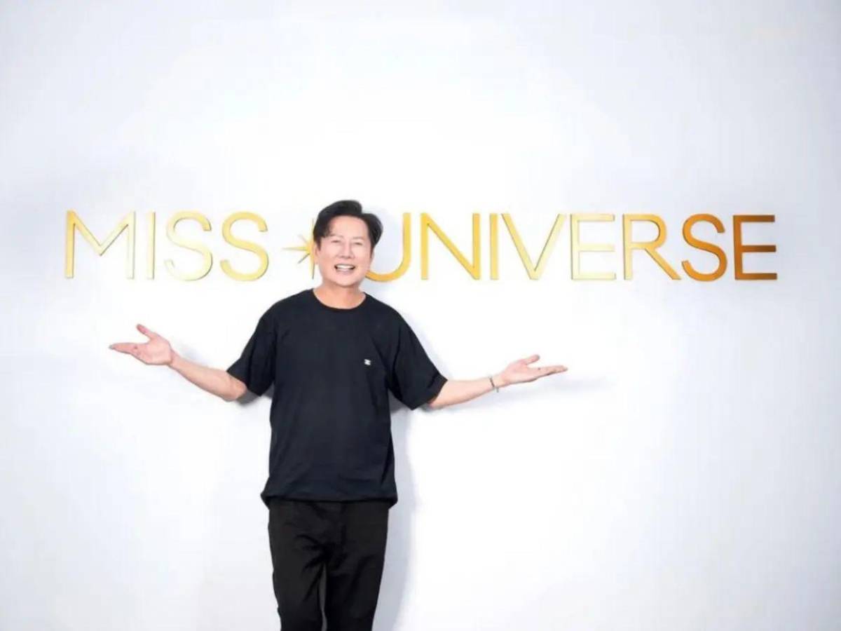 Dos miembros del jurado de Miss Universo renuncian por críticas ante supuesto fraude