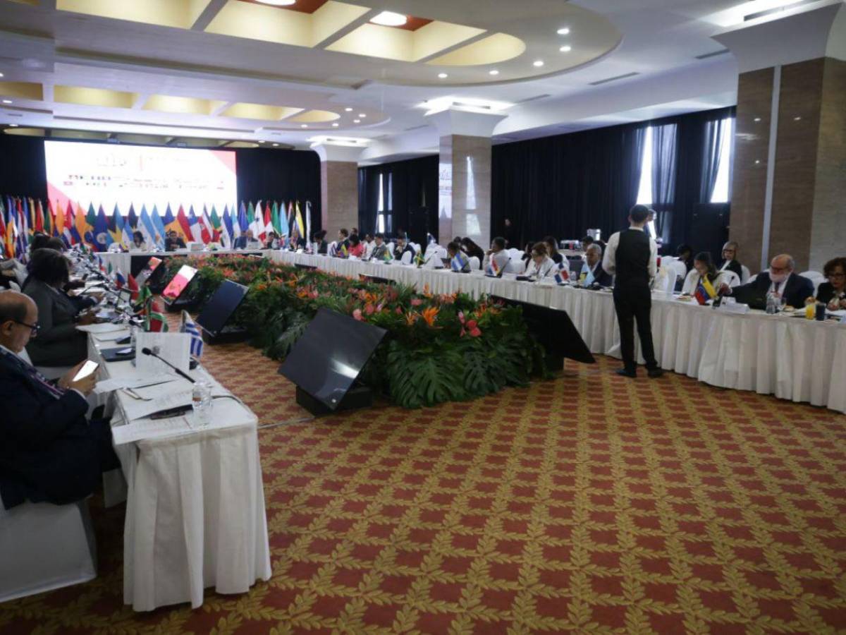 Pobreza, violencia y otros problemas acechan a países que participan en la IX Cumbre de la Celac Pobreza, violencia y otros problemas acechan a países que participan en la IX Cumbre de la Celac