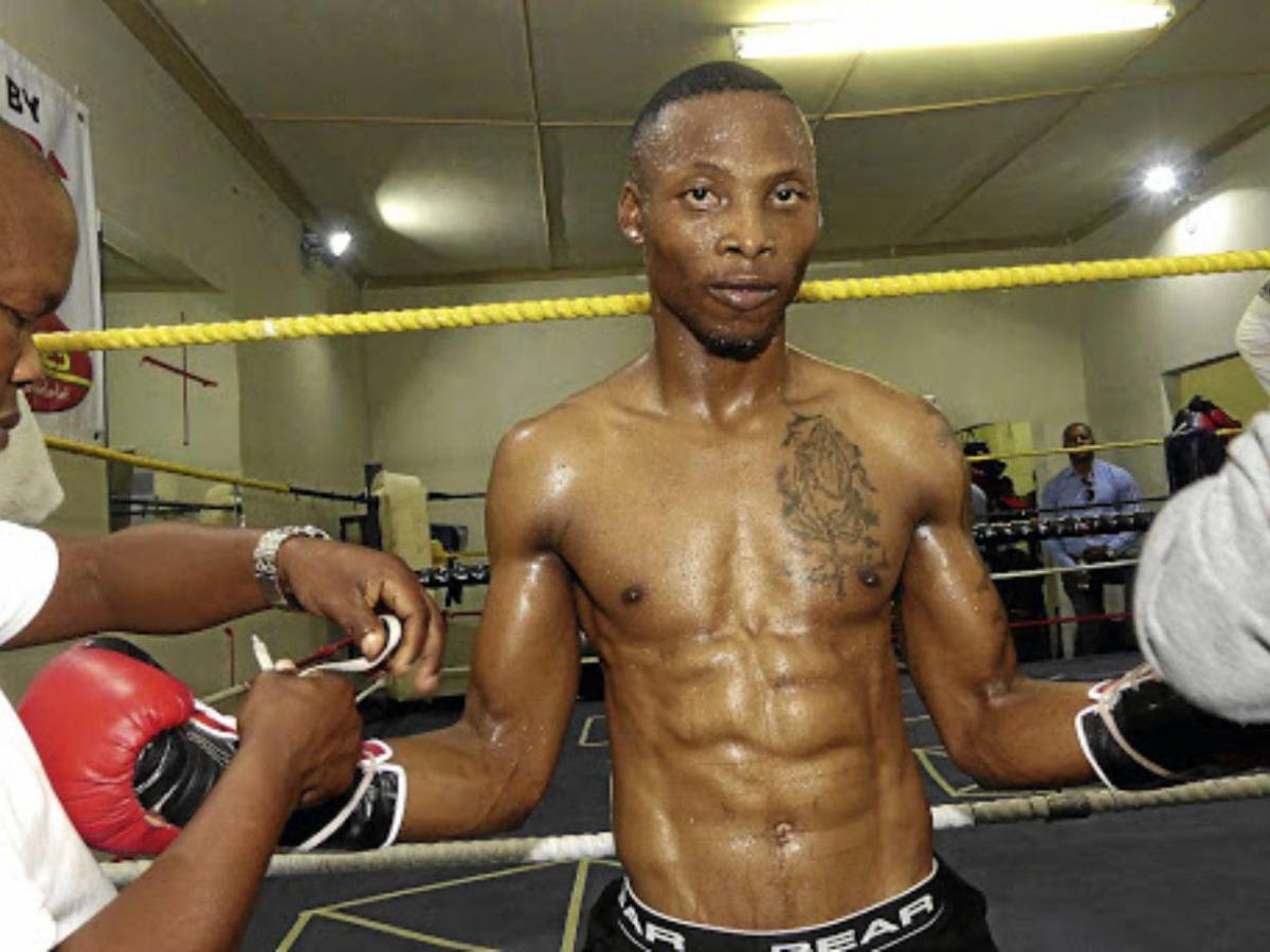 Zolani Tete, excampeón mundial de boxeo sudafricano, fue asesinado frente a su casa