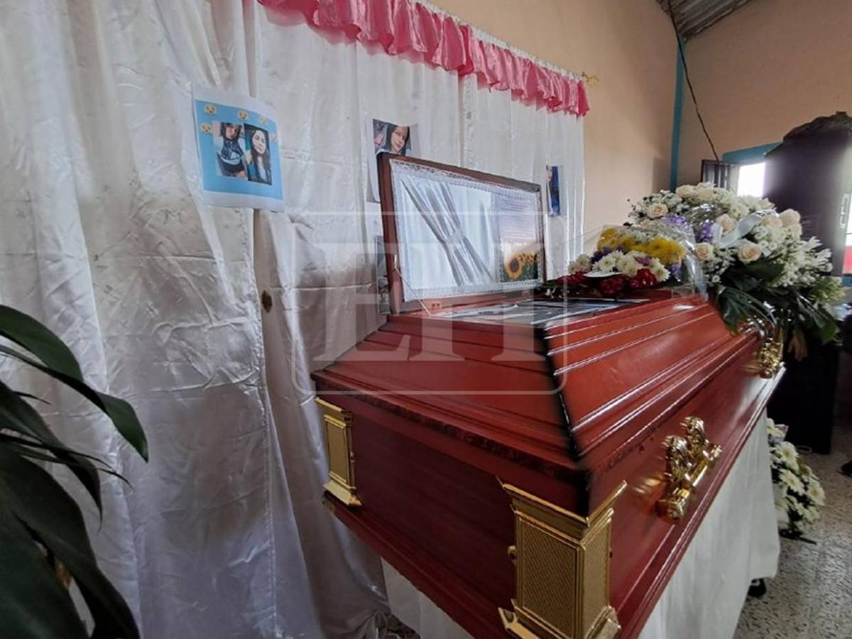 Sus niños tienen que despedirse de ellas: velan a cuñadas víctimas de accidente en Villa Nueva