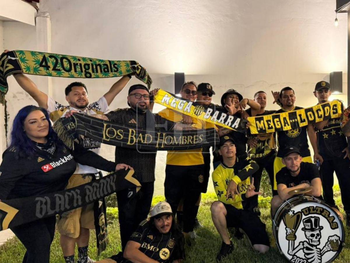 Aficionados de LAFC presentes en SPS para duelo de Champions Cup