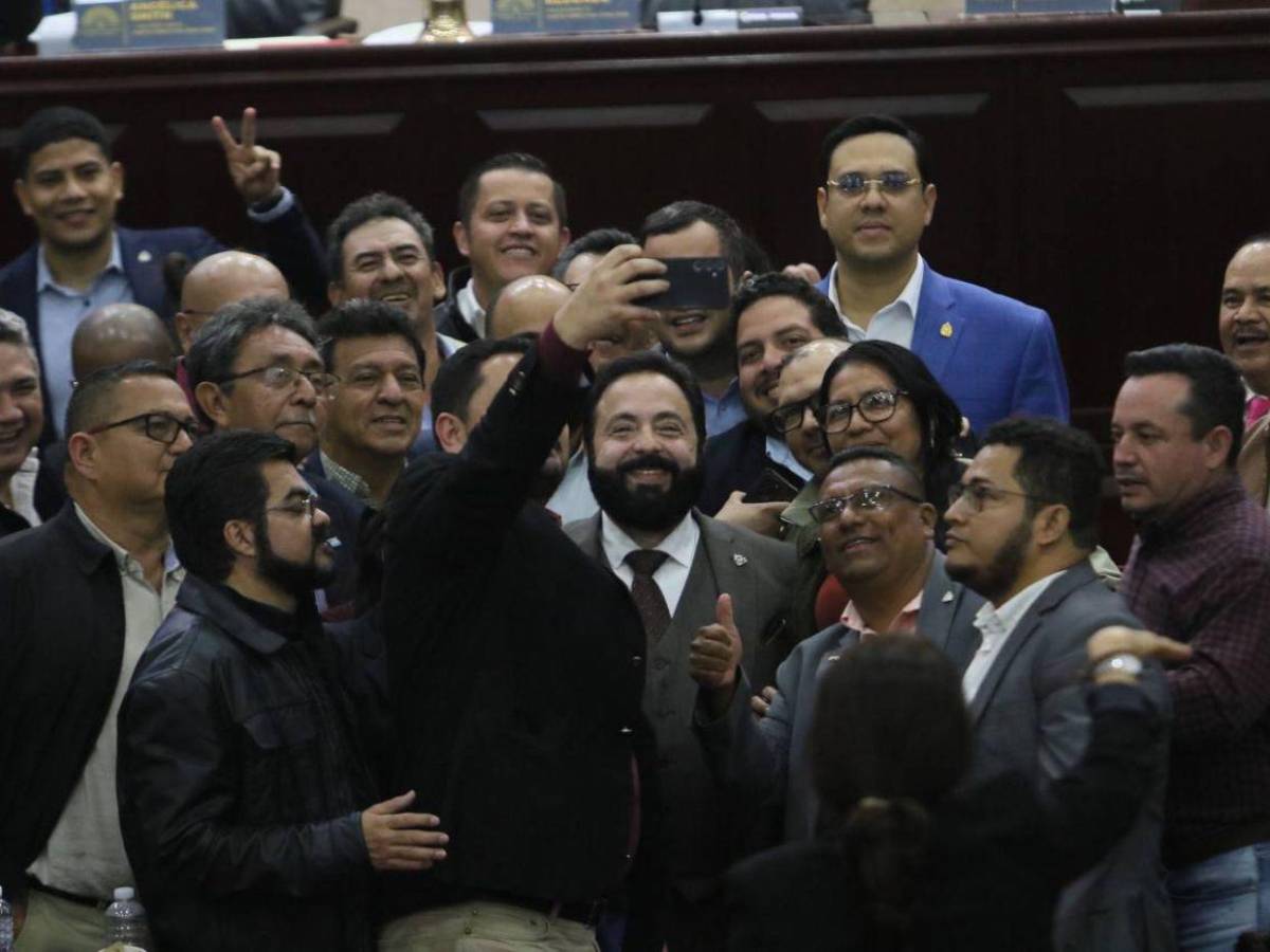 Con una oposición ausente, el Congreso aprueba Presupuesto General de 2025