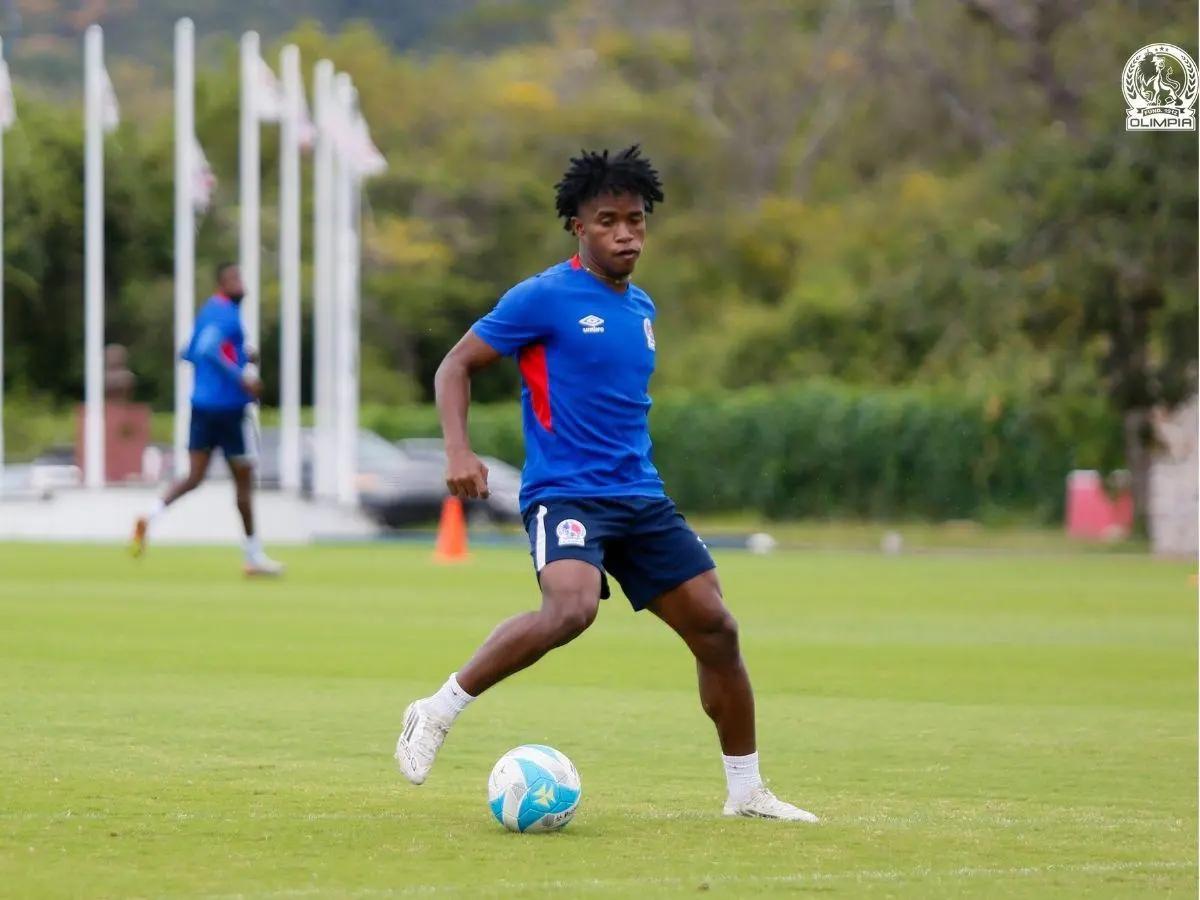 ¡Bajas y varios cambios! El modificado 11 del Olimpia para enfrentar a Real España