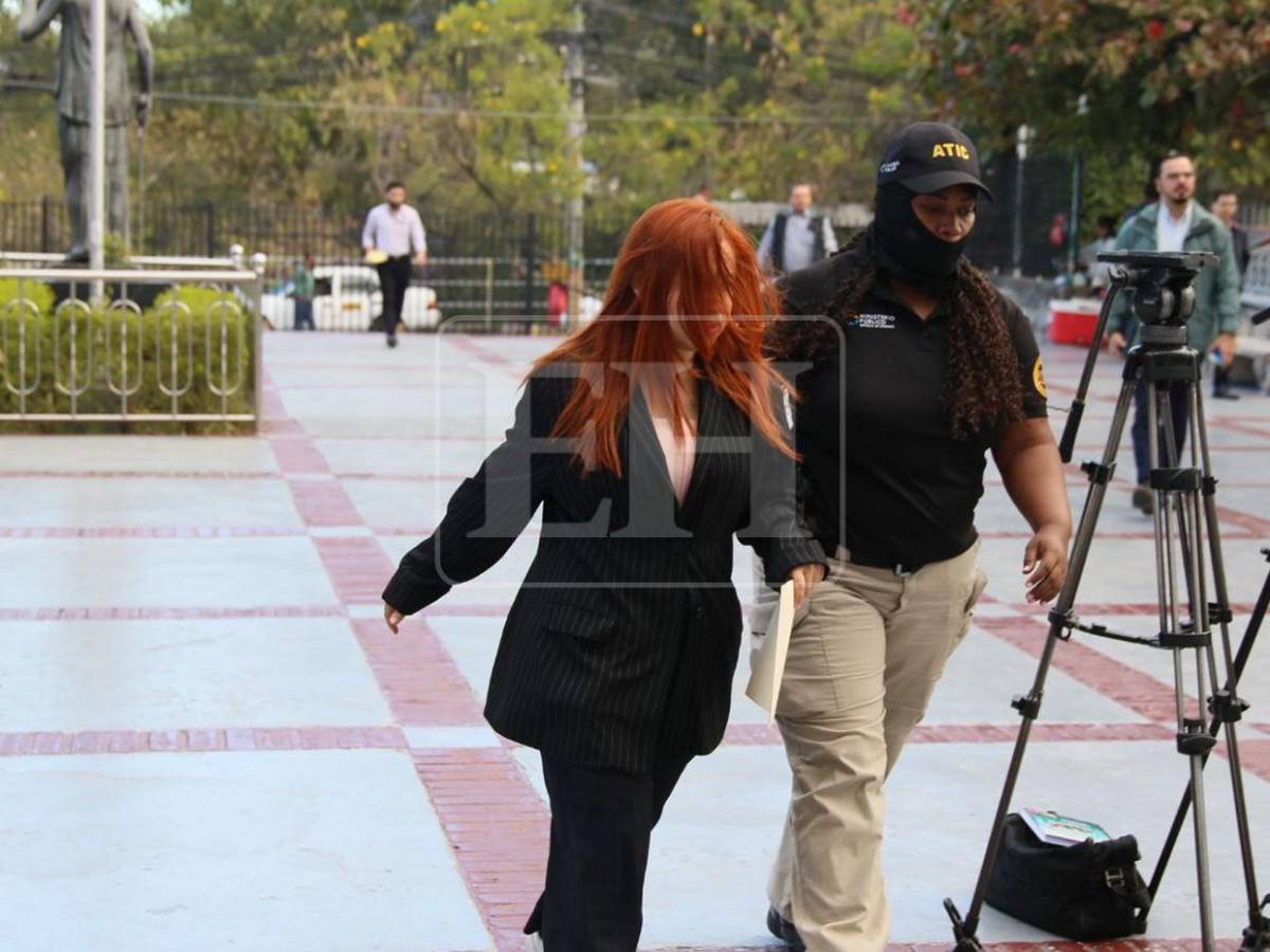 De prisa y otros relajados: acusados por Chequesol comparecen a audiencia inicial